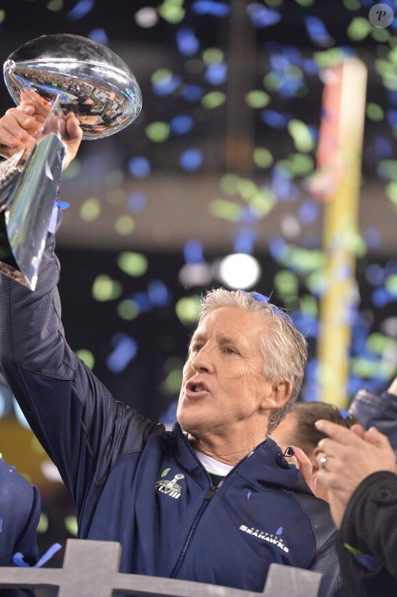 Le head coach des Seahawks Pete Carroll lors du 48e Super Bowl entre les Broncos de Denver et les Seahawks de Seattle, le 2 février 2013 au Metlife Stadium de New York à East Rutherford, dans le New Jersey
