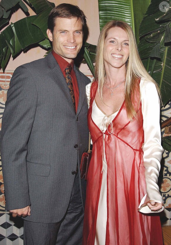 Casper Van Dien et sa femme Catherine Oxenber à Hollywood, le 3 novembre 2004.