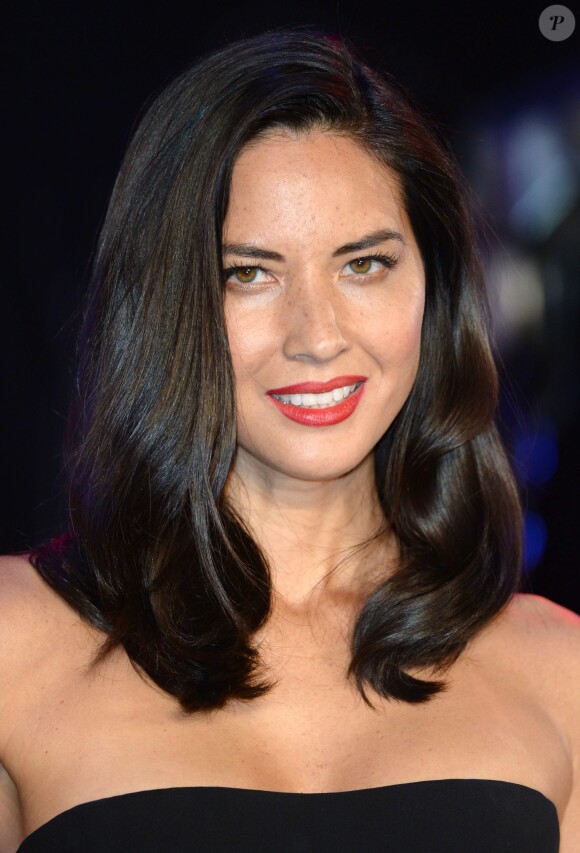 Olivia Munn lors de la première de RoboCop au BFI IMAX, Waterloo, Londres, le 5 février 2014.