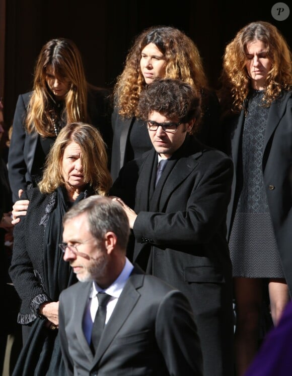 Catherine Pastor et ses enfants Alexandra, Delphine, Emilie-Sophie et Jean-Baptiste aux obsèques de Michel Pastor en l'église Saint-Charles à Monaco le 6 février 2014.