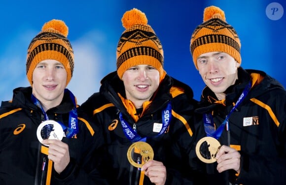 Sven Kramer, Jorrit Bergsma et Jan Blokhuizen ont réalisé un triplé dans le 5 000 mètres en patinage de vitesse aux JO de Sotchi le 8 février 2014