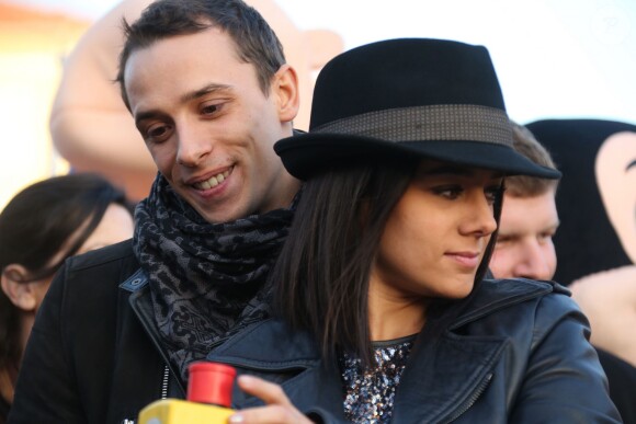 Exclusif - Alizée officialise sa relation avec son compagnon le danseur Gregoire Lyonnet lors du coup d'envoi des illuminations de Noël à Ajaccio le 7 decembre 2013 en presence de son papa, de sa fille Annily et du maire d'Ajaccio Simon Renucci.