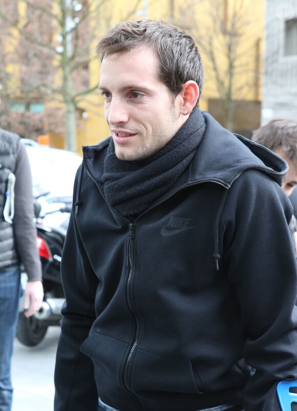 Renaud Lavillenie lors de son arrivée au siège de L'Equipe le 17 février 2014 à Paris