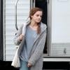 Emma Watson sort de son mobi-home sur le tournage de Noah à Brookville, New York, le 18 octobre 2012.