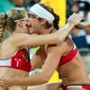 Kerri Walsh-Jennings et Misty May-Treanor ont décroché le 8 août 2012 aux JO de Londres une troisième médaille d'or consécutive dans le tournoi olympique de beach-volley.
