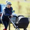 Zara Phillips s'est rendue avec sa fille Mia, âgée d'un mois à peine et dont c'était la première sortie connue du public, à Barbury pour voir certains de ses chevaux concourir, le 16 février 2014.