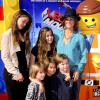 Brooke Burke en famille lors de l'avant-première de Lego Movie à Los Angeles, le 1er février 2014.