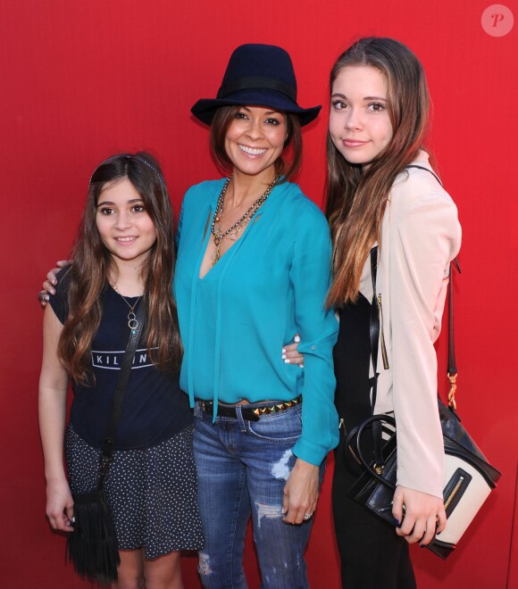 Brooke Burke-Charvet et ses filles Neriah et Sierra lors de l'avant-première de Lego Movie à Los Angeles, le 1er février 2014.