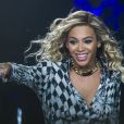 Beyoncé fait chanter ses fans à la LG Arena à Birmingham, le 24 février 2014.