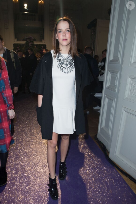 Pauline Ducruet, fille de la princesse Stéphanie de Monaco, lors du défilé Alexis Mabille pour la Fashion Week prêt-à-porter automne-hiver 2014/2015, le 26 février 2014 à l'Hôtel Salomon de Rotschild à Paris.
