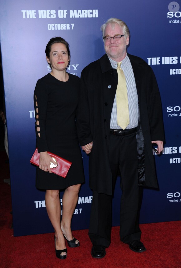 Philip Seymour Hoffman avec sa compagne Mimi O'Donnell à New York le 5 octobre 2011