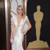 Kate Hudson décolleté et élégante à la 86e cérémonie des Oscars, Hollywood, le 2 mars 2014.
