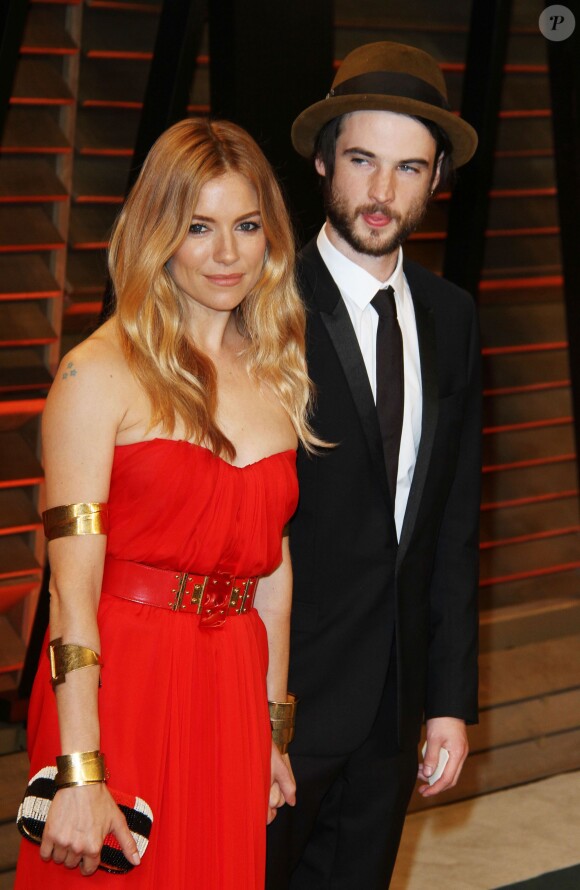 Sienna Miller et Tom Sturridge arrivent à la soirée Vanity Fair après la 86 ème cérémonie des Oscars. La soirée avait lieu au Sunset Plaza à West Hollywood, le 2 mars 2014 