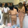 Kylie Jenner, Kim et Khloé Kardashian font du shopping dans la boutique Intermix à Miami. Le 12 mars 2014.