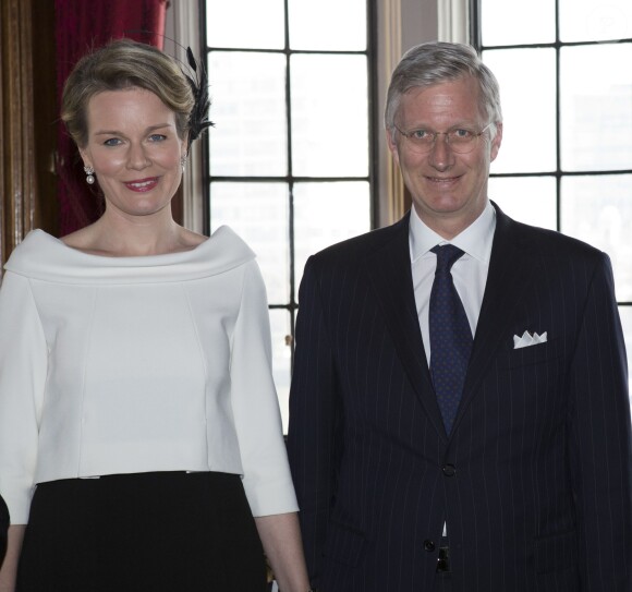Le roi Philippe et la reine Mathilde de Belgique en visite officielle en Grande-Bretagne à Londres, le 13 mars 2014. Ils ont notamment visité le Parlement et rencontré le ministre des affaires étrangères.