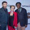 Chris Evans, Scarlett Johansson enceinte et Samuel L. Jackson à l'avant-première du film Captain America : Le Soldat de l'Hiver au Grand Rex à Paris, le 17 mars 2014.