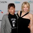 Steven Klein et Courtney Love à la soirée "Elton John AIDS Foundation" à New York le 15 octobre 2013.
