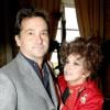 Gina Lollobrigida avec son fils Milko le 9 octobre 2003 à Paris.