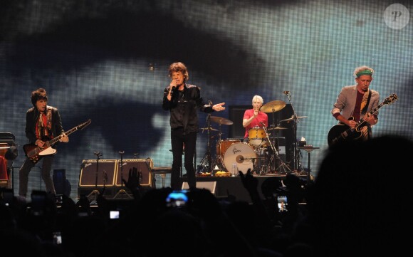 Mick Jagger, Ronnie Wood, Keith Richards et Charlie Watts (les Rolling Stones) en concert à Chicago le 1er juin 2013.