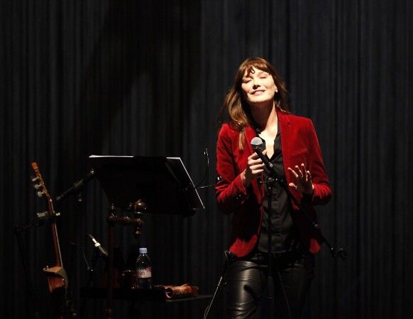 Exclusif - Carla Bruni en concert au Palais des festivals à Cannes, le 14 février 2014.