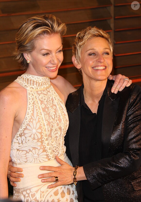 Portia de Rossi et Ellen DeGeneres à la soirée Vanity Fair organisée pour les Oscars à Los Angeles, le 2 mars 2014. En avril, la célèbre animatrice télé recevra Carla Bruni dans son talk-show.