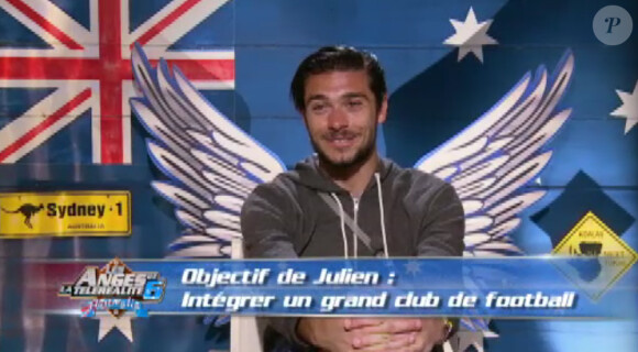Julien le brun dans Les Anges de la télé-réalité 6 sur NRJ 12 le jeudi 27 mars 2014