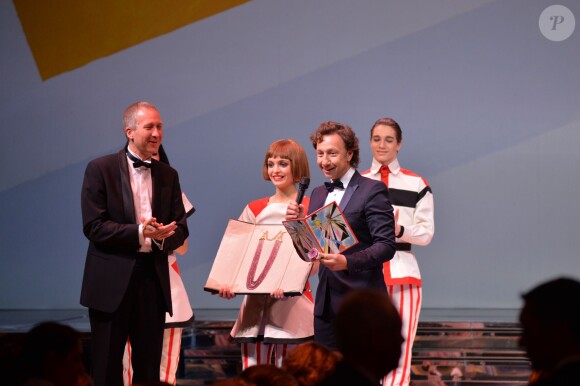 La tombola du Bal de La Rose de Monaco le 29 mars 2014, animée par Stéphane Bern
