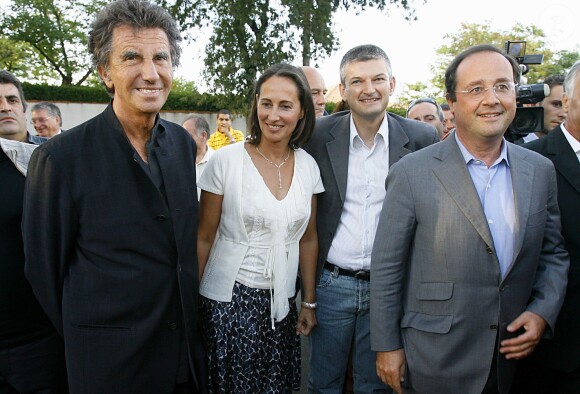 Jack Lang, Ségolène Royal, Olivier Falorni et François Hollande à La Rochelle, le 24 août 2006.