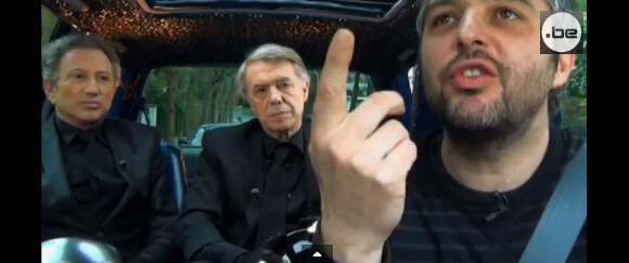 <p>Michel Drucker et Salvatore Adamo piègent La Deux, déguisé en Daft Punk (Hep Taxi !, émission diffusée sur La Deux).</p>