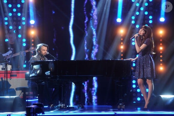 Aymeric Caron et Nolwenn Leroy enregistrent l'émission du Sidaction 2014, les 24 et 25 mars 2014 au théâtre Mogador à Paris (diffusion le 5 avril 2014).
