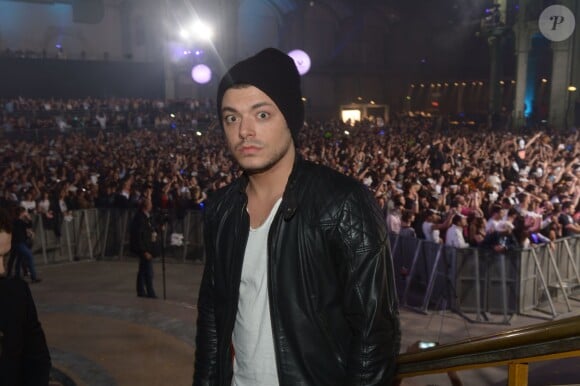 Kev Adams à la soirée annuelle organisée par Radio FG au Grand Palais, à Paris, le jeudi 3 avril 2014.