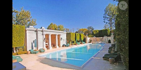 David Saperstein et son ex-épouse Suzanne ont vendu leur sublime maison de Los Angeles pour la somme de 102 millions de dollars.