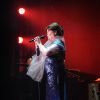 Susan Boyle en concert à Leicester, le 1er avril. La star a soufflée ses 53 bougies sur scène.