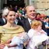 Le prince Carlos de Bourbon-Parme et la princesse Annemarie radieux au baptême de leur fille la princesse Cecilia de Bourbon-Parme le 5 avril 2014 à la cathédrale de Plaisance, en Italie.