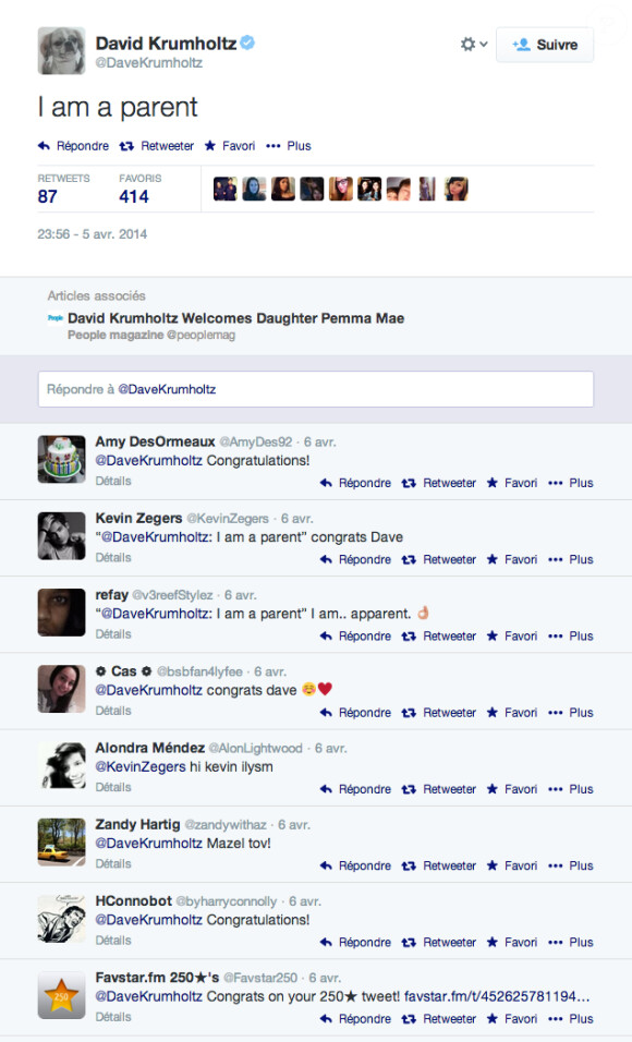 David Krumholtz annonce qu'il vient d'être papa sur Twitter le 6 avril 2014. 