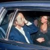 Carla Bruni et Eric Clapton en voiture en 1992.