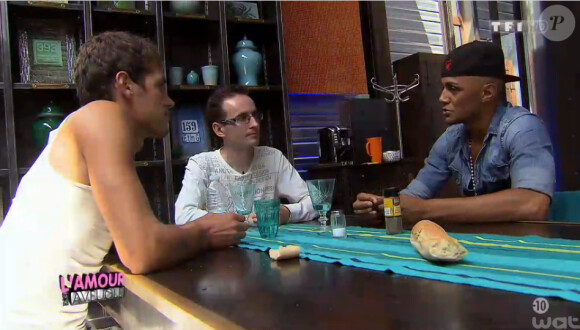 Les garçons font connaissance (L'Amour est aveugle - saison 3, épisode 6. Diffusé le vendredi 11 avril 2014 sur TF1.)