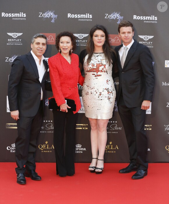 Elisabeth-Anne de Massy, Mélanie-Antoinette de Massy et Gareth Wittstock sur le tapis rouge de la soirée de lancement du Masters de Monte Carlo à Monaco, le 12 avril 2014