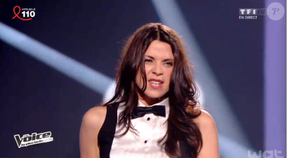 Ginie Line très sexy et rock'n'roll en live dans The Voice 3 le samedi 5 avril 2014 sur TF1