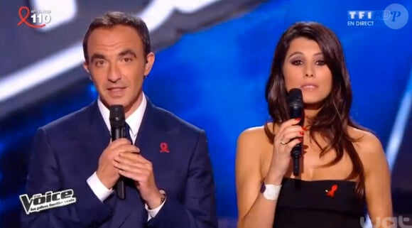 Karine Ferri fait une déclaration à Jenifer en direct sur le plateau de The Voice 3, le samedi 5 avril 2014 sur TF1