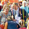 Le roi Willem-Alexander et la reine Maxima des Pays-Bas célébraient pour la première fois de l'histoire des Pays-Bas le Koningsdag (le Jour du roi) à de Rijp, le 26 avril 2014 à l'occasion des 47 ans du souverain, en compagnie de leurs filles Catharina-Amalia, Alexia et Ariane, ainsi que de la princesse Beatrix, le prince Constantijn et son épouse la princesse Laurentien Brinkhorst, la princesse Margriet et son époux Pieter van Vollenhoven, le prince Bernhard et la princesse Annette