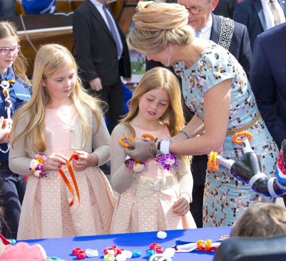 La princesse Catharina-Amalia, la princesse Alexia et la reine Maxima des Pays-Bas lors de la célébration du King Day à Amstelveen, le 26 avril 2014 à l'occasion des 47 ans du roi Willem-Alexander.26/04/2014 - Amstelveen