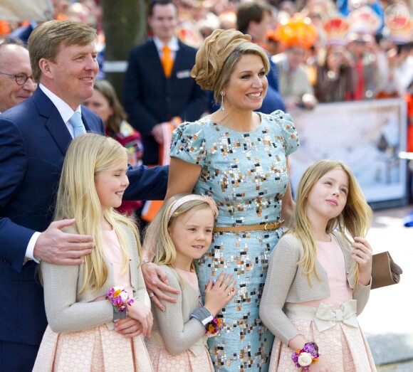 Le roi Willem-Alexander, la princesse Catharina-Amalia, la princesse Ariane, la reine Maxima et la princesse Alexiades Pays-Bas lors de la célébration du King Day à Amstelveen, le 26 avril 2014 à l'occasion des 47 ans du roi Willem-Alexander.26/04/2014 - Amstelveen