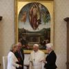Le pape François recevait en audience privée le roi Albert II et la reine Paola de Belgique au Vatican, le 26 avril 2014.