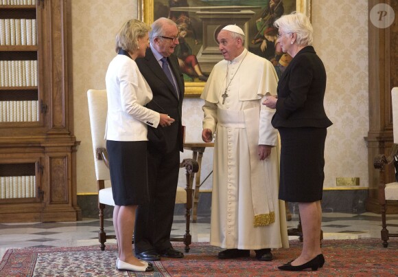 Le roi Albert II de Belgique et la reine Paola ont pu rencontrer le pape François en audience privée au Vatican le 26 avril 2014