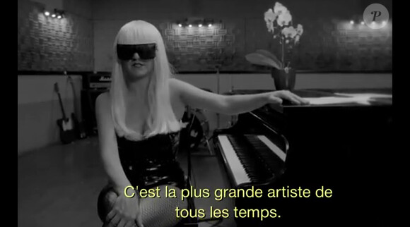 Florence Foresti en Lady Gaga dans la bande-annonce de son nouveau spectacle à Bercy.