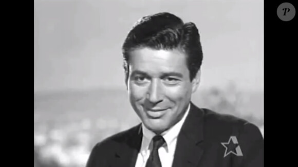 Efrem Zimbalist dans 77 Sunset Strip en 1958.