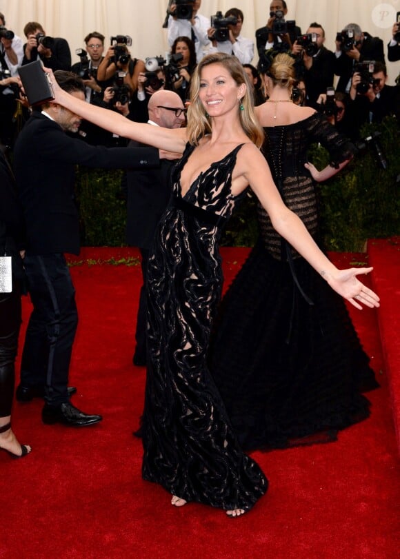 Gisele Bundchen assiste au MET Gala au Metropolitan Museum of Art. New York, le 5 mai 2014.