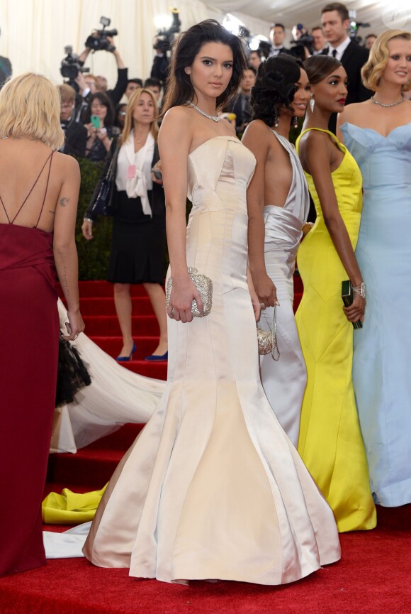 Kendall Jenner assiste au MET Gala au Metropolitan Museum of Art. New York, le 5 mai 2014.