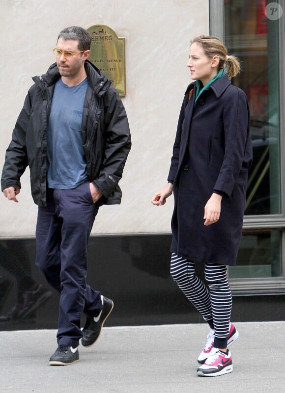 Leelee Sobieski et son mari Adam Kimmel à Manhattan, New York, le 10 mars 2014.